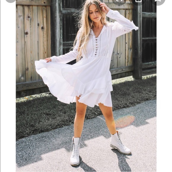 $399 Frye Veronica Combat Tan Cream Distressed Leather Lace Up Vintage Moto Boot - Picture 7 of 16